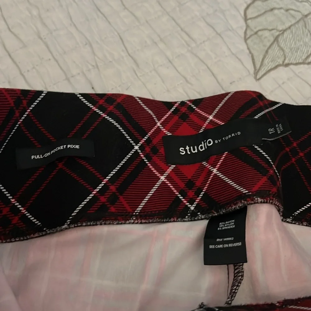 Torrid Black and Red Plaid Leggings - Picture 2 of 2